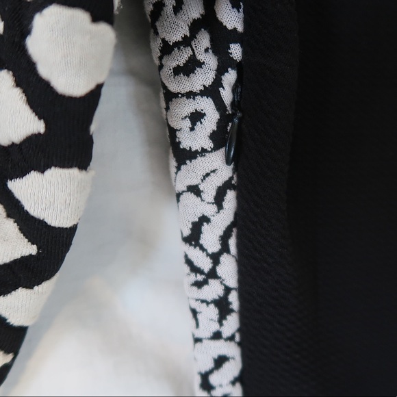 LF Stores | Mika & Gala Long Sleeve Dress - Picture 6 of 7